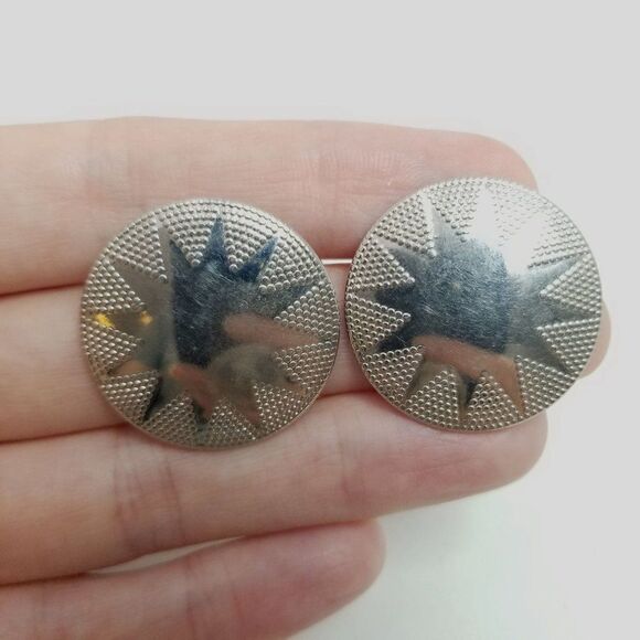 Vintage Silver Tone Starburst Design Stud Earrings, Round Shape, Retro 80s Style - Picture 1 of 6